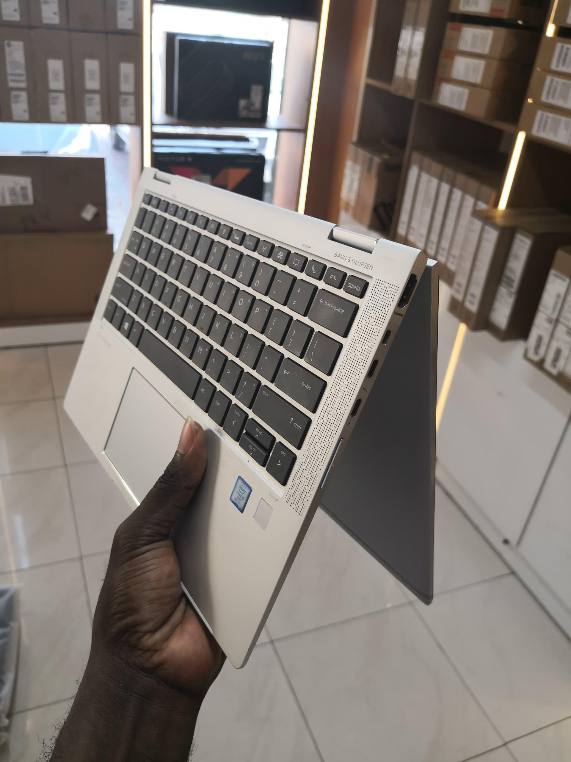 HP Elitebook 1030 G3